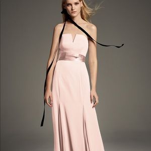 Vera Wang White collection V-Wire Crepe Mermaid Dress